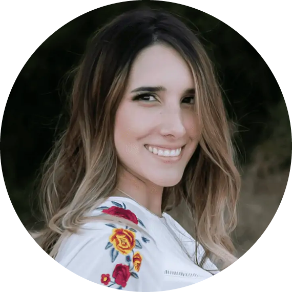 Equivity employee, Carolina, a virtual marketing assistant.